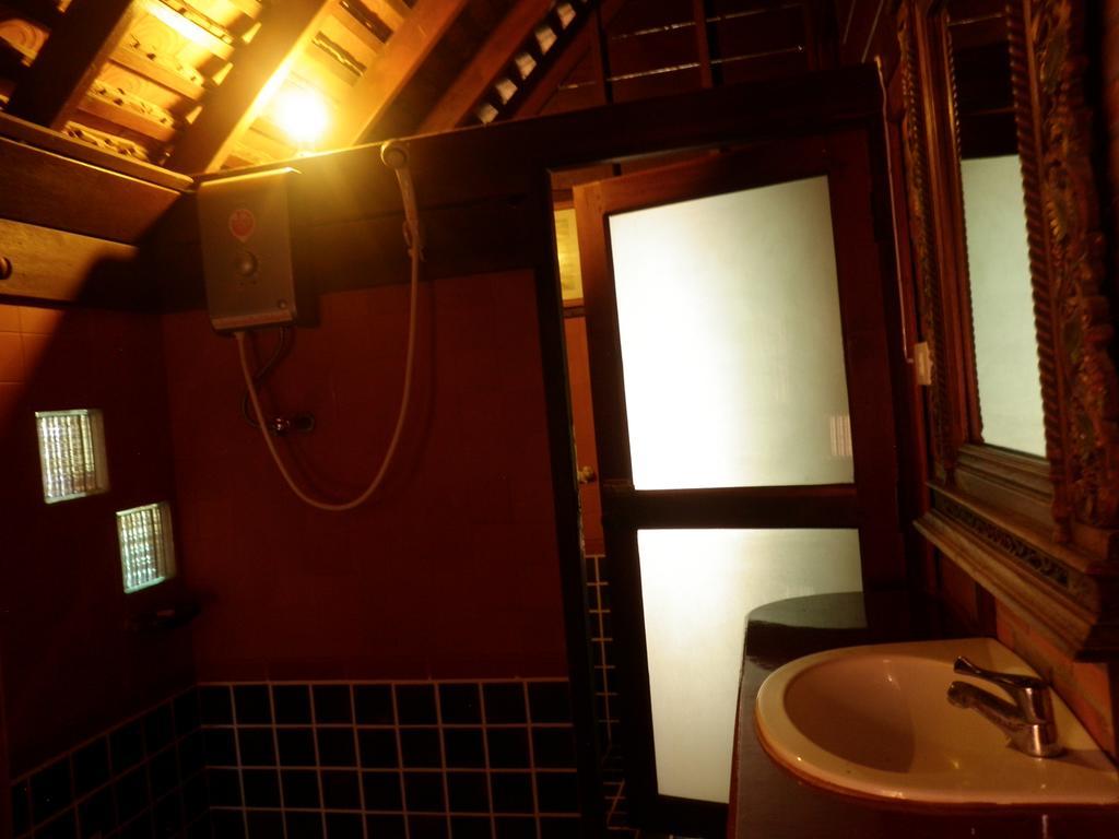 Rim Nam Kong Homestay Pak Chom Esterno foto