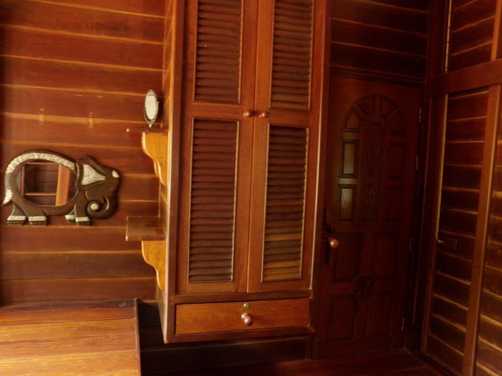 Rim Nam Kong Homestay Pak Chom Esterno foto
