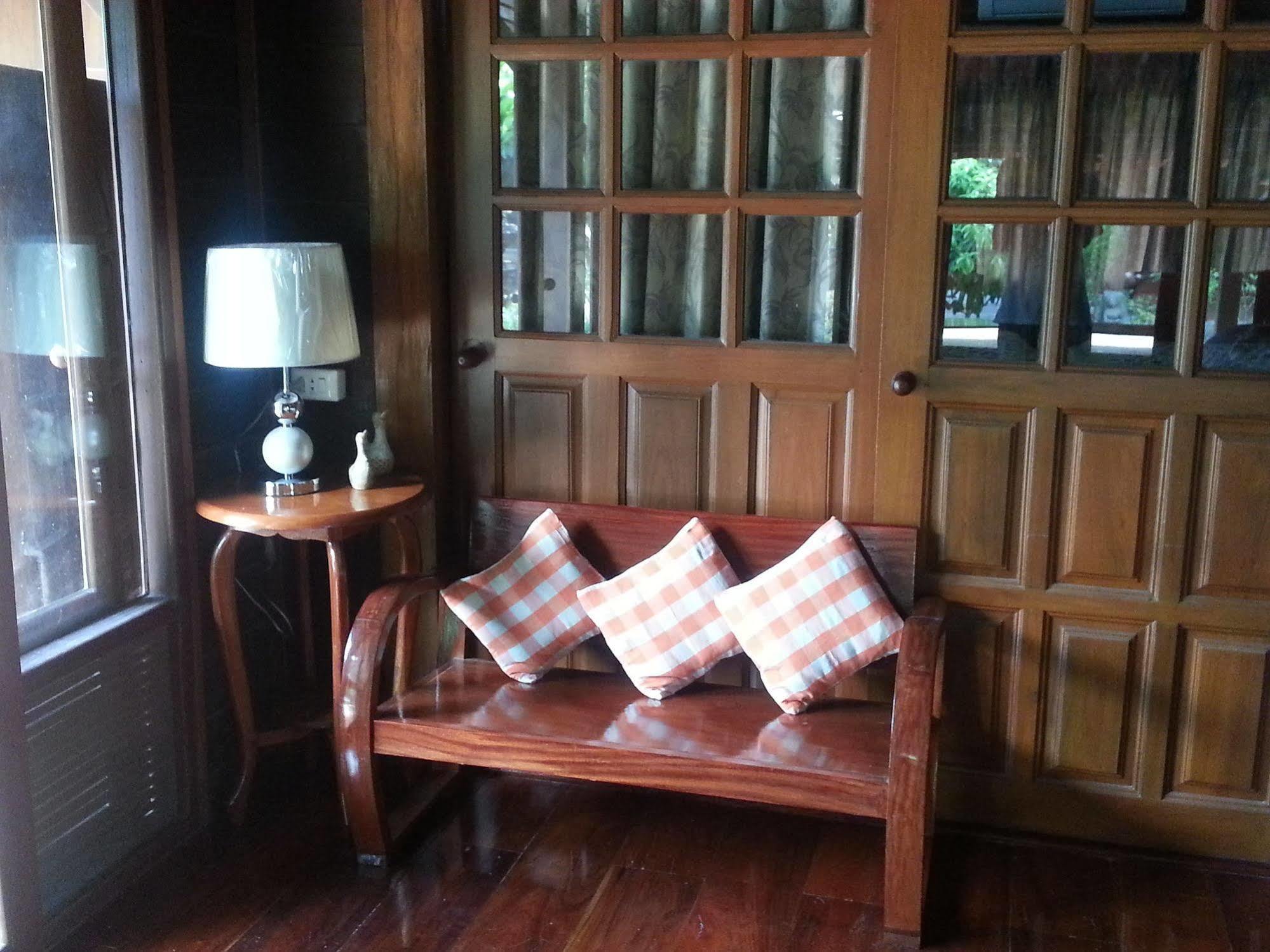 Rim Nam Kong Homestay Pak Chom Esterno foto