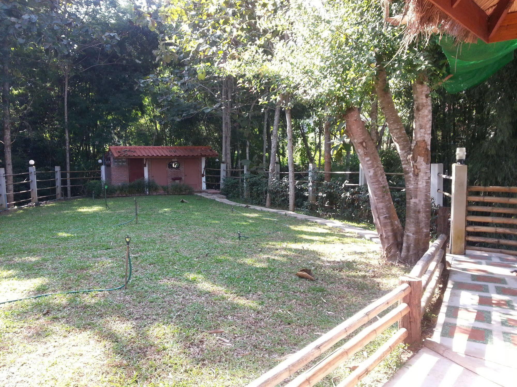 Rim Nam Kong Homestay Pak Chom Esterno foto