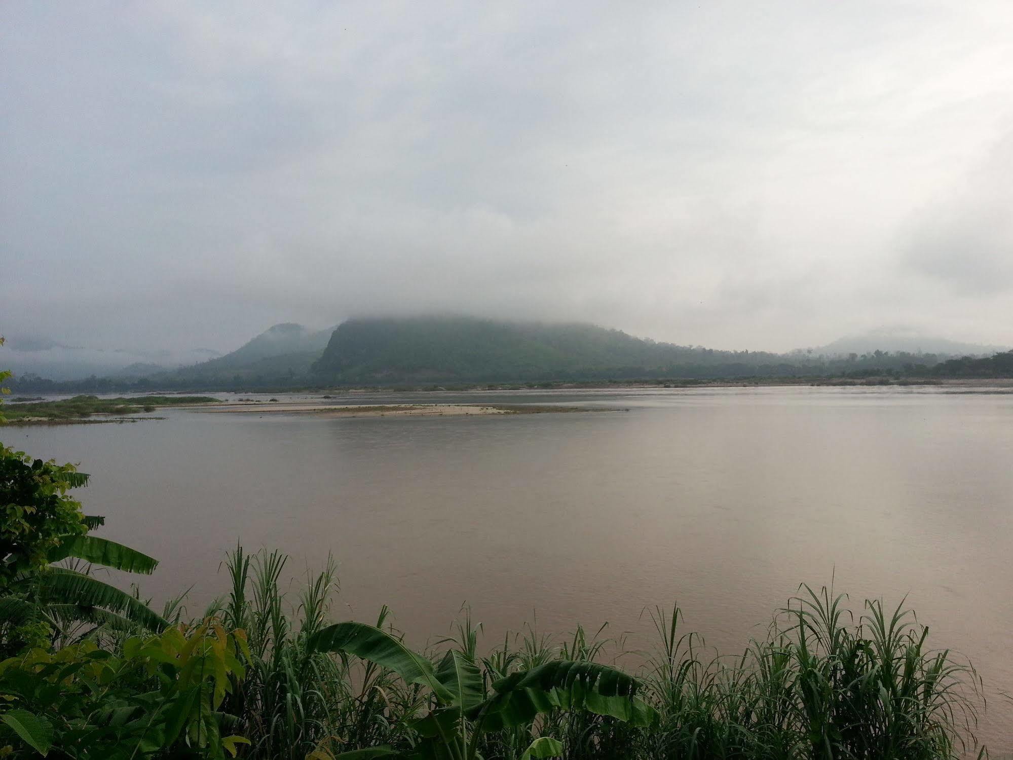 Rim Nam Kong Homestay Pak Chom Esterno foto
