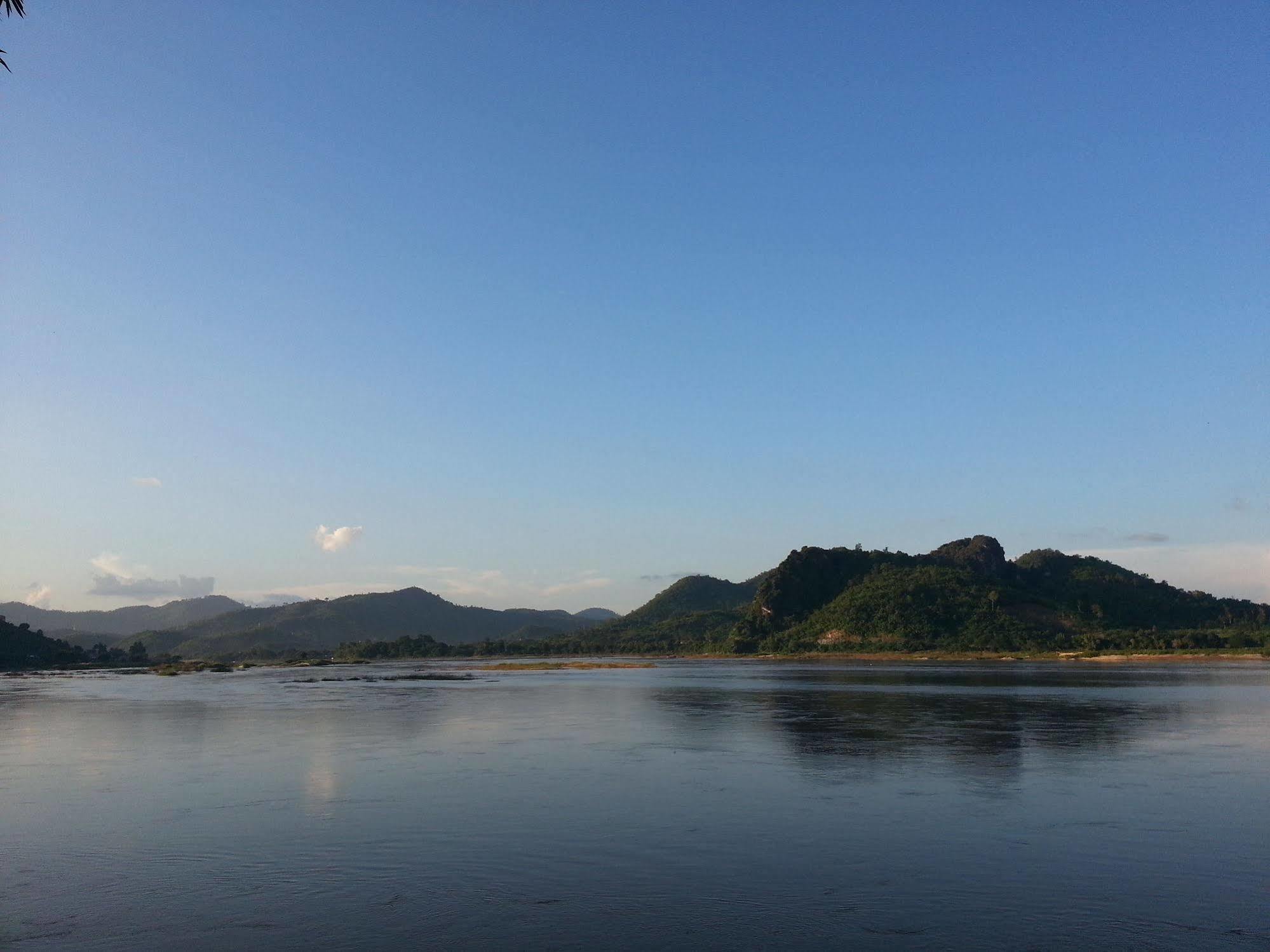 Rim Nam Kong Homestay Pak Chom Esterno foto