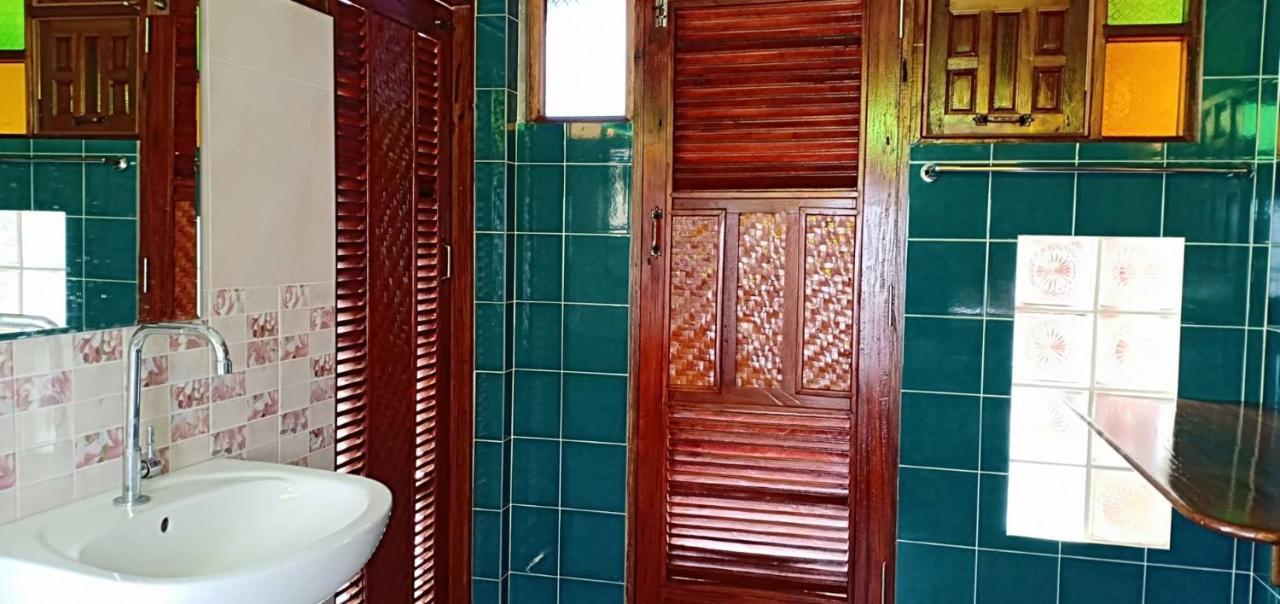 Rim Nam Kong Homestay Pak Chom Esterno foto
