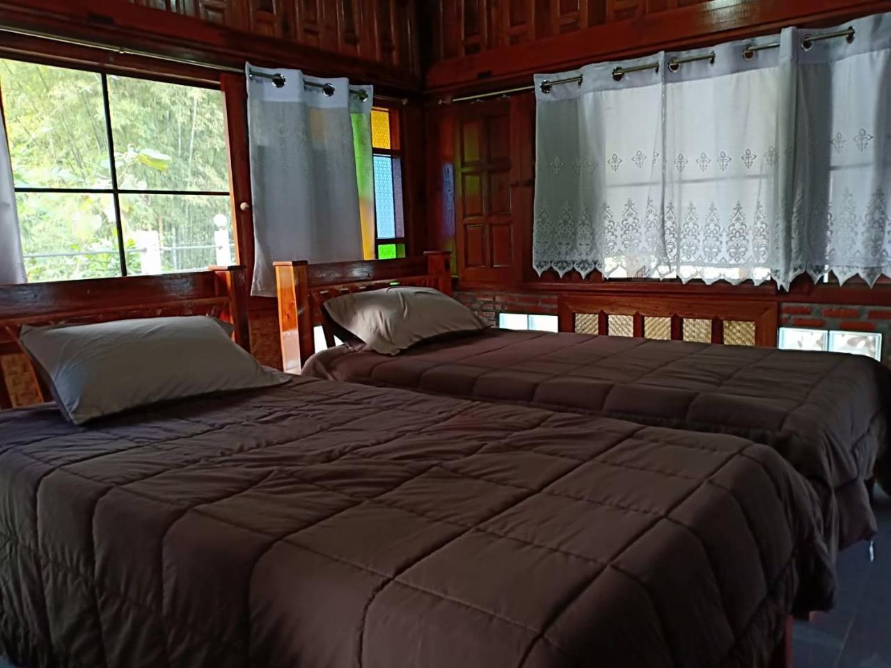 Rim Nam Kong Homestay Pak Chom Esterno foto